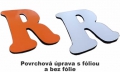 Materiálov na výrobu reklamných nápisov je v súčasnosti na trhu mnoho. Veľmi obľúbenými sa však stávajú nápisy z plastu. Tento materiál je hladký a lesklý. Hrúbka samotných písmen je 5 milimetrov, ich okraj zdobí čierna farba a je možné na ne aplikovať farebnú fóliu. Okrem toho je veľmi jednoduché ich aplikovať na stenu. Stačí ich nalepiť, či už do interiéru alebo do exteriéru a nápis spĺňa svoj účel. Do výšky nápisu sa započítava aj diakritika.
